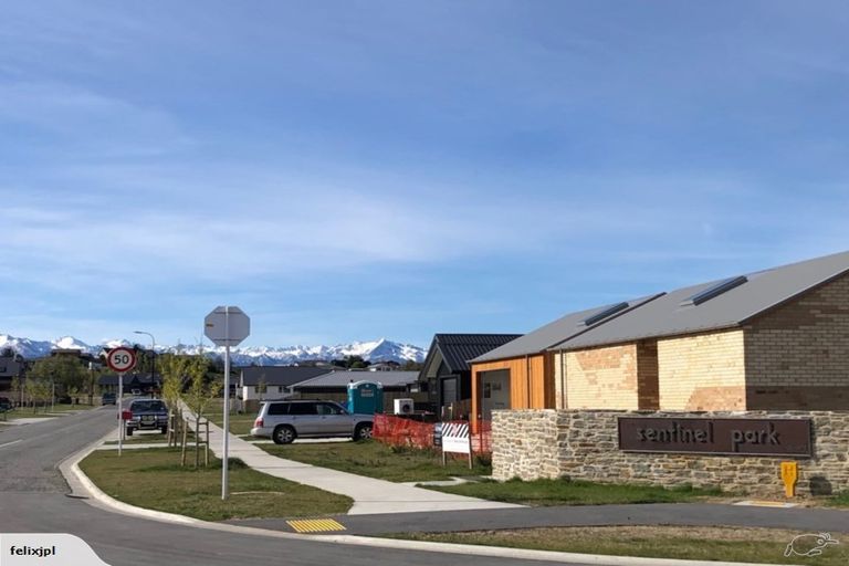 Photo of property in 38 Grandview Road, Lake Hawea, Wanaka, 9382