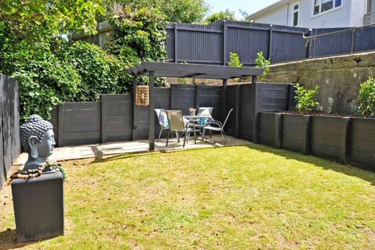 Photo of property in 5 Thomson Street, Lookout Point, Dunedin, 9011