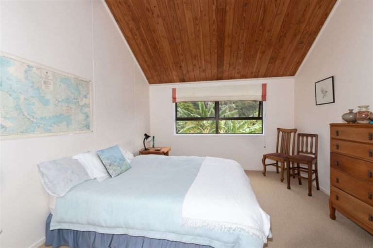 Photo of property in 15 Rangitane Loop Road, Kerikeri, 0294