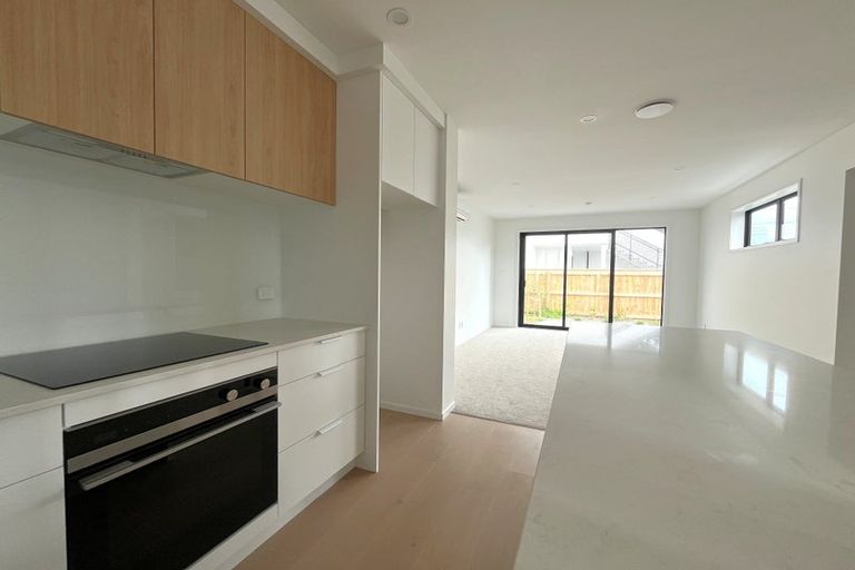 Photo of property in 17/10 Pascoe Avenue, Paremata, Porirua, 5026