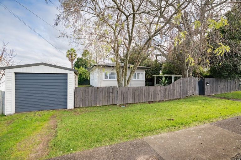 Photo of property in 1/21 Railway Street West, Papakura, 2110