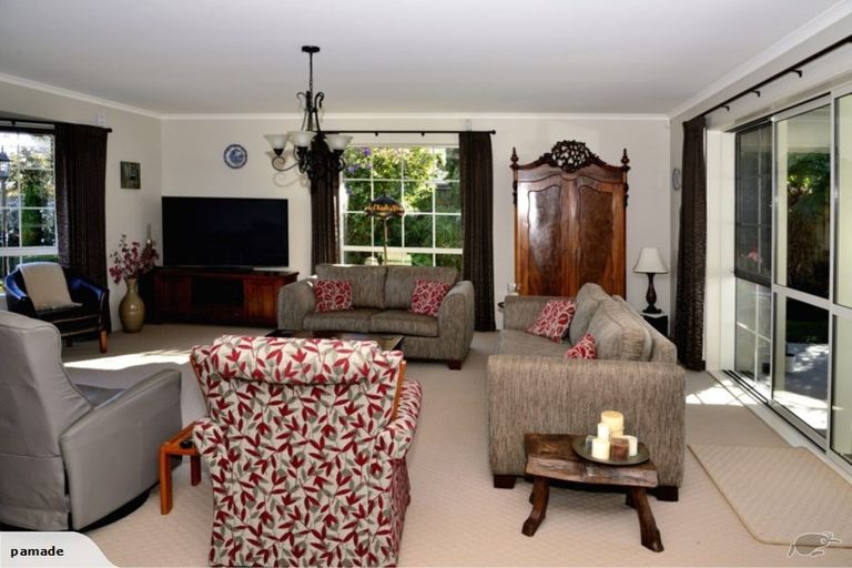 Photo of property in 36a Madison Street, Cambridge, 3434