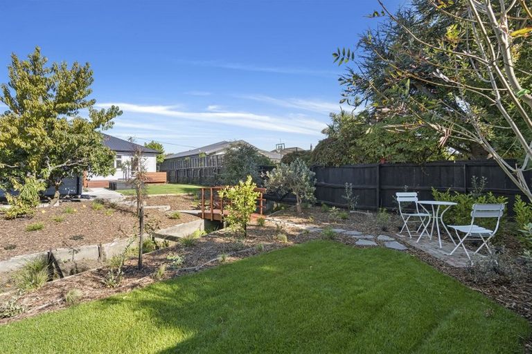 Photo of property in 189 Weston Road, St Albans, Christchurch, 8052