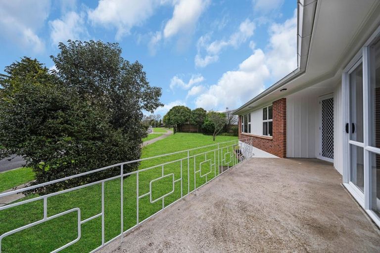 Photo of property in 25 Kayes Road, Pukekohe, 2120