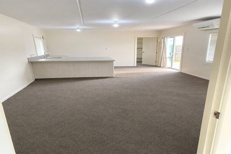 Photo of property in 3/369 Hereford Street, Linwood, Christchurch, 8011