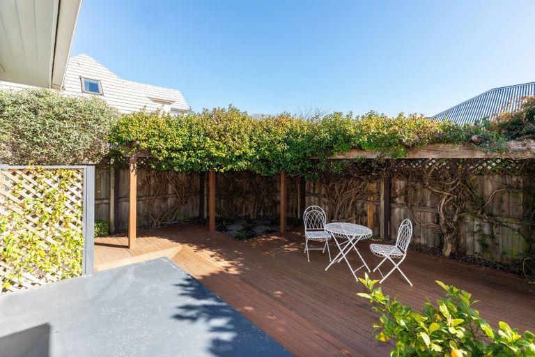 Photo of property in 1/56 Kotare Street, Fendalton, Christchurch, 8041