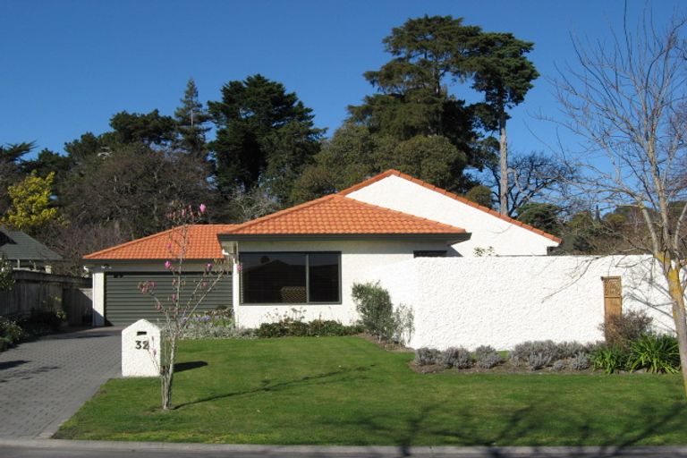 Photo of property in 32 Kingsgate Avenue, Havelock North, 4130