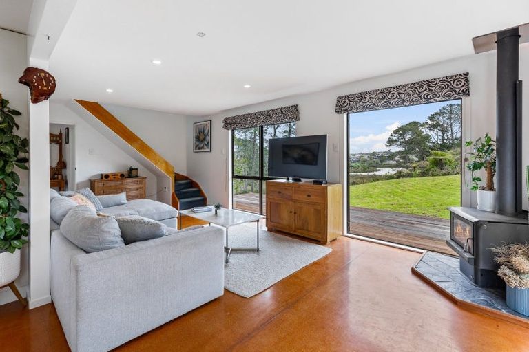 Photo of property in 106 Barrett Road, Riverhead, Albany, 0793