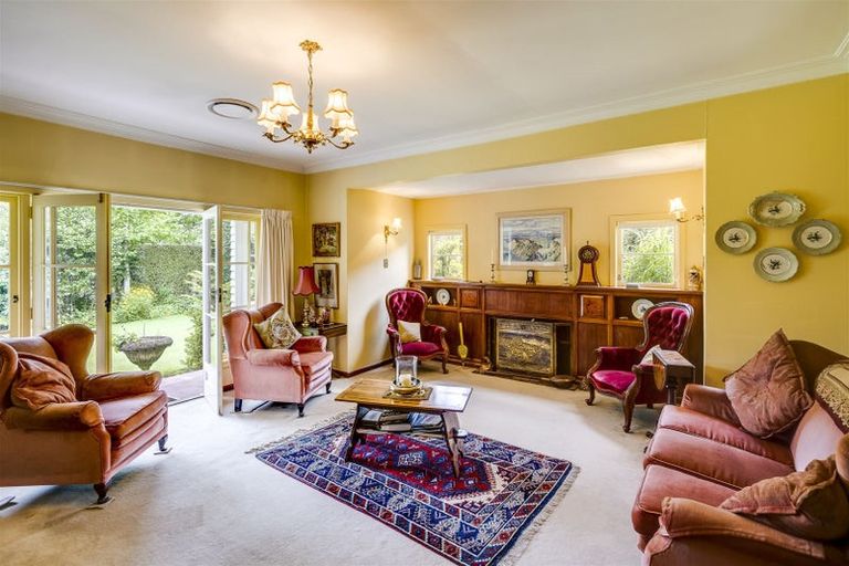 Photo of property in 37 Farmlet Road, Karamu, Hastings, 4172