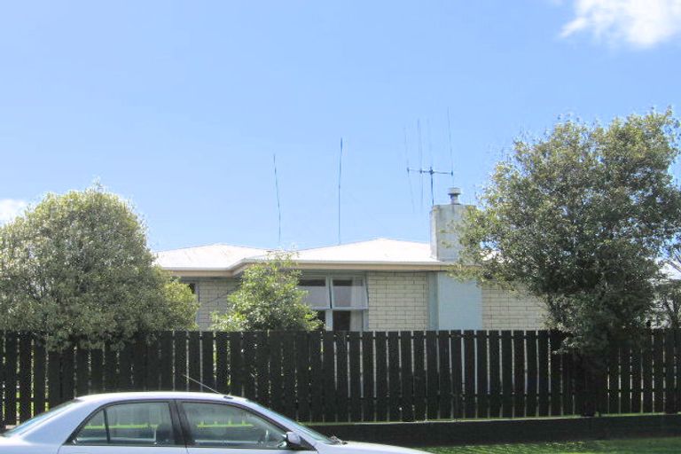 Photo of property in 13 Harris Street, Mount Maunganui, 3116