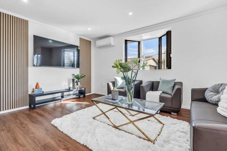 Photo of property in 106b Browns Road, Manurewa, Auckland, 2102