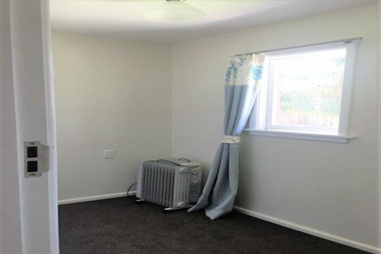 Photo of property in 16 Rochford Place, Bryndwr, Christchurch, 8052