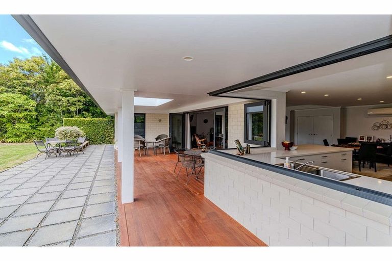 Photo of property in 37 Edkins Road, Kerikeri, 0230