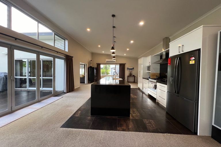 Photo of property in 20 Azure Place, Huntington, Hamilton, 3210