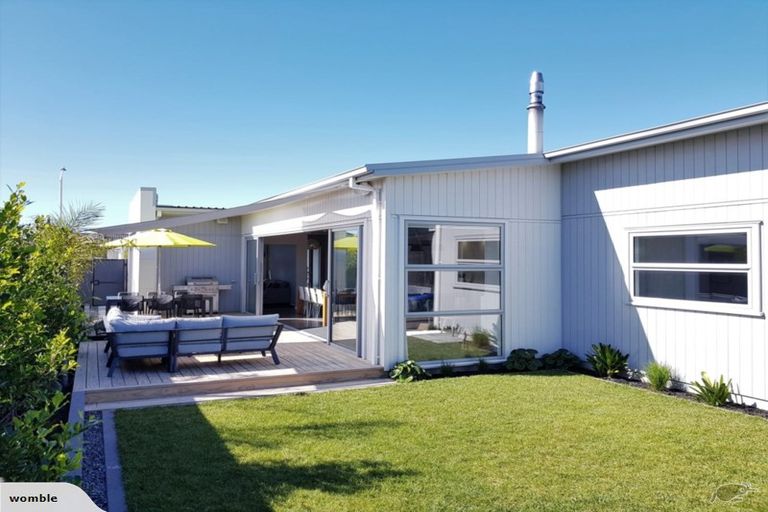 Photo of property in 10 Sarcodia Place, Papamoa Beach, Papamoa, 3118