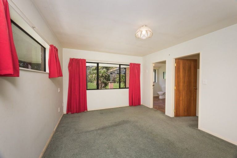 Photo of property in 1351 Rongotea Road, Kairanga, Palmerston North, 4475