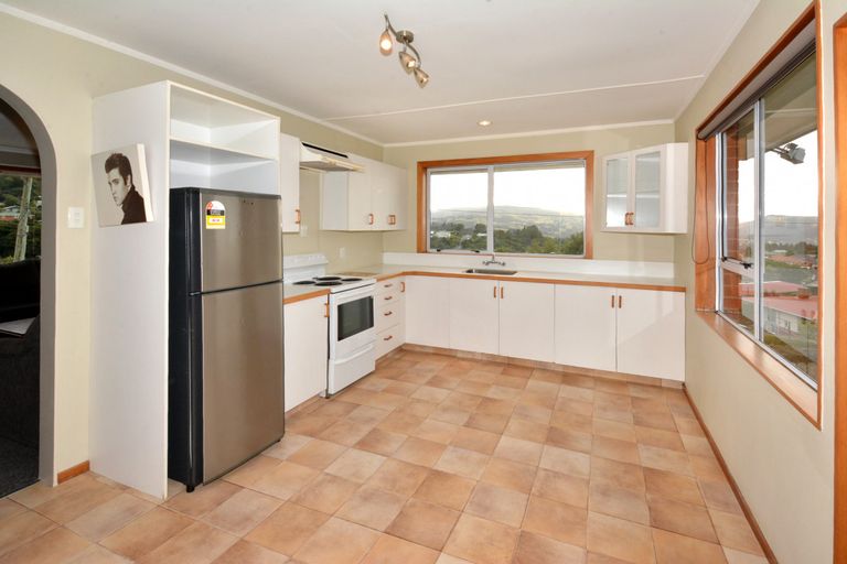 Photo of property in 100 Wakari Road, Helensburgh, Dunedin, 9010
