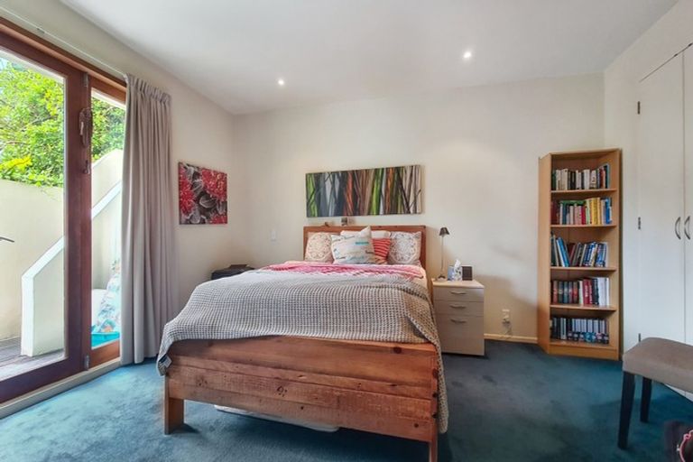 Photo of property in 7f Austin Street, Mount Victoria, Wellington, 6011