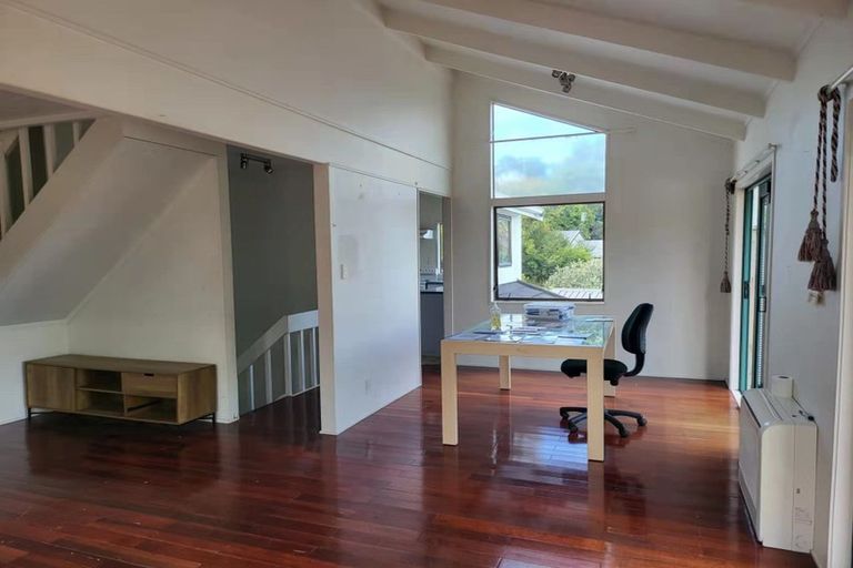 Photo of property in 81 College Road, Northcote, Auckland, 0627