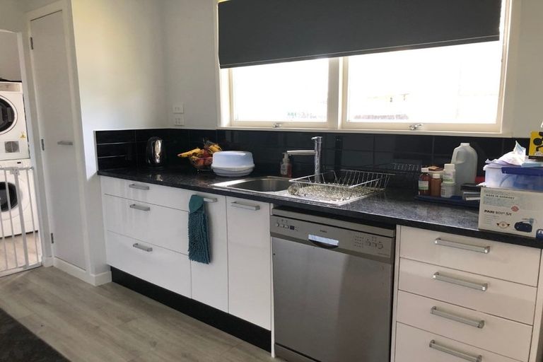 Photo of property in 27 Alma Crescent, Papakura, 2110