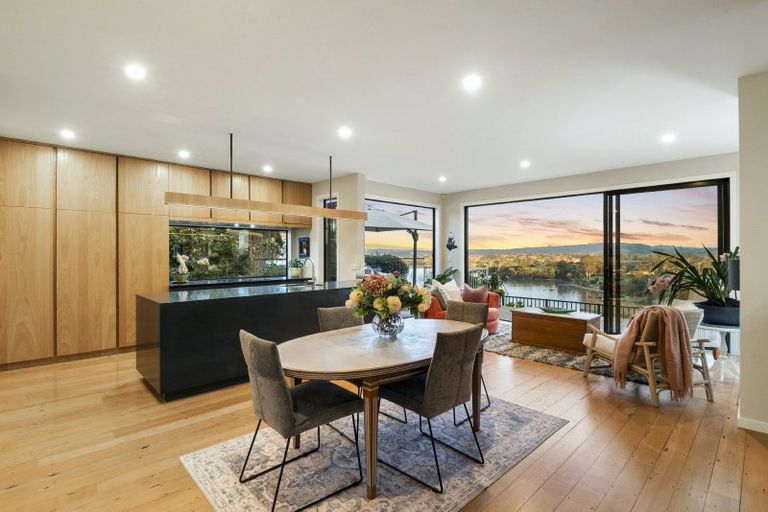 Photo of property in 25a Pohutukawa Avenue, Shelly Park, Auckland, 2014