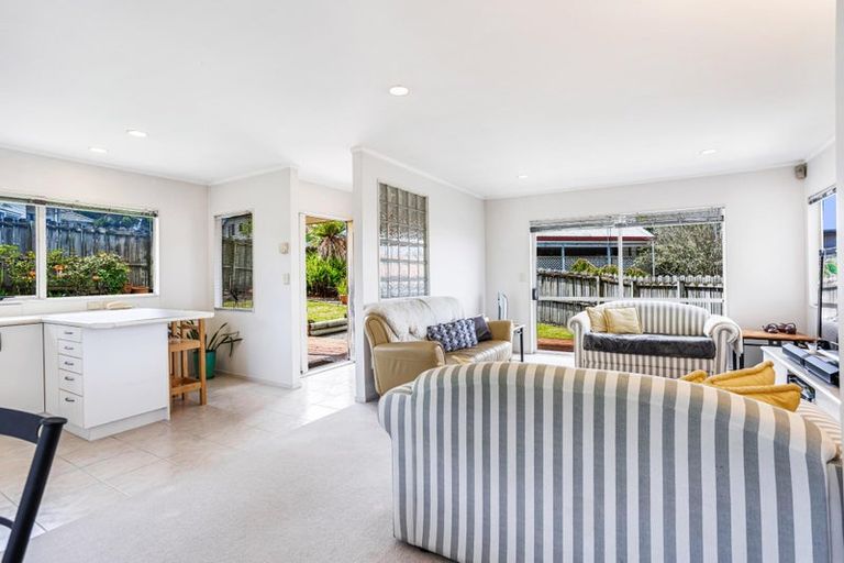 Photo of property in 251b Royal Road, Massey, Auckland, 0614