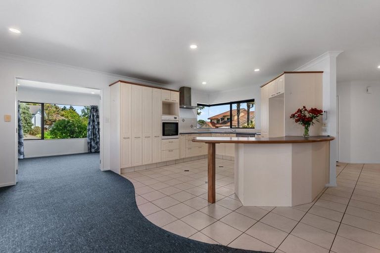 Photo of property in 22 Arrowfield Drive, Pyes Pa, Tauranga, 3112
