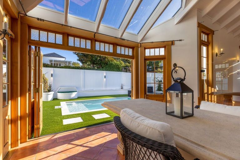 Photo of property in 46 Bronte Street, Nelson, 7010