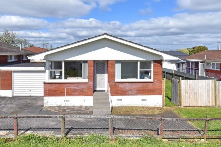 Photo of property in 3/8 Russell Road, Manurewa, Auckland, 2102