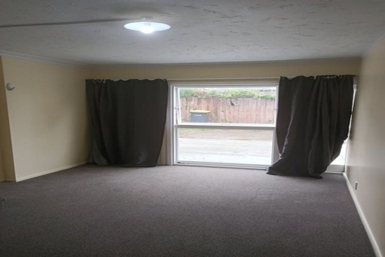 Photo of property in 364 Yaldhurst Road, Russley, Christchurch, 8042