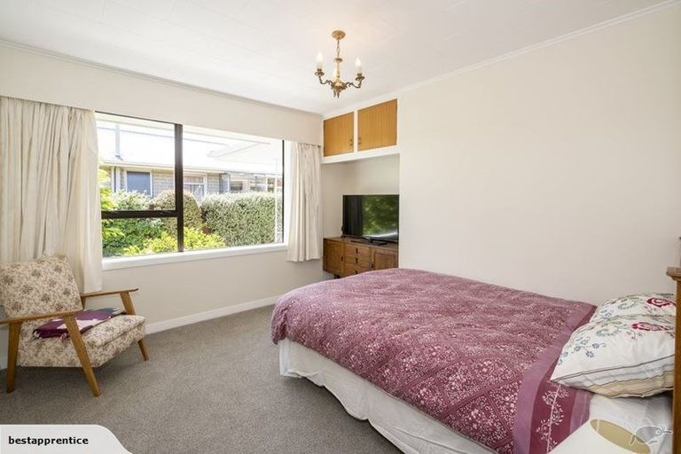 Photo of property in 14 Camelot Street, Ilam, Christchurch, 8041