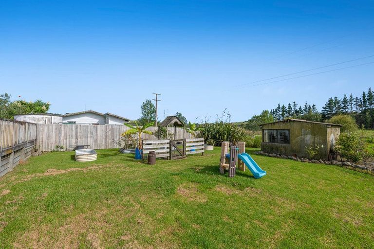 Photo of property in 2832 Kaipara Coast Highway, Glorit, Warkworth, 0984