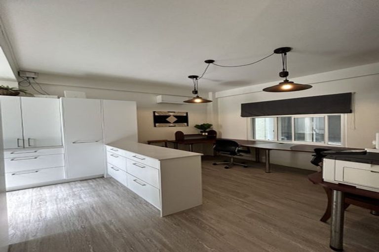 Photo of property in 1/154 Oriental Parade, Oriental Bay, Wellington, 6011