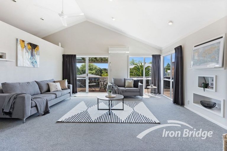 Photo of property in 46 Tauhinu Road, Greenhithe, Auckland, 0632