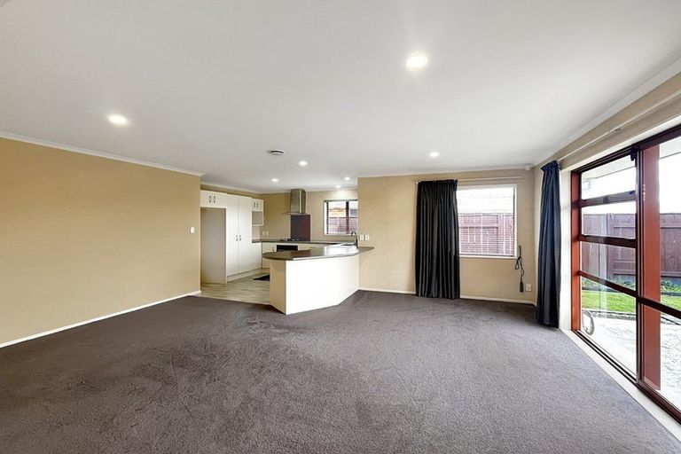 Photo of property in 53 Branigan Parade, Kelvin Grove, Palmerston North, 4414