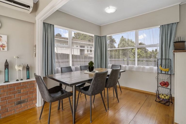 Photo of property in 52a Patons Road, Howick, Auckland, 2014