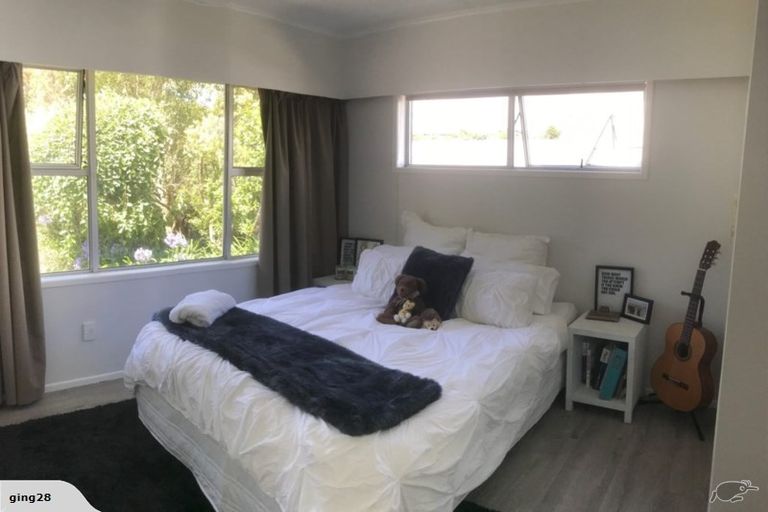 Photo of property in 101 Awanui Street, Merrilands, New Plymouth, 4312