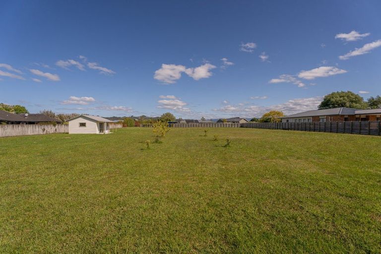 Photo of property in 12 Austin Drive, Whitianga, 3510