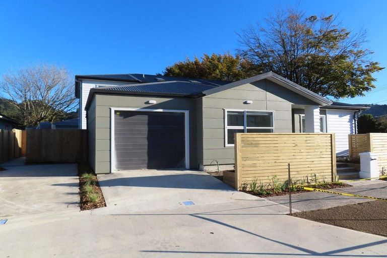 Photo of property in 15 Molesworth Street, Taita, Lower Hutt, 5011