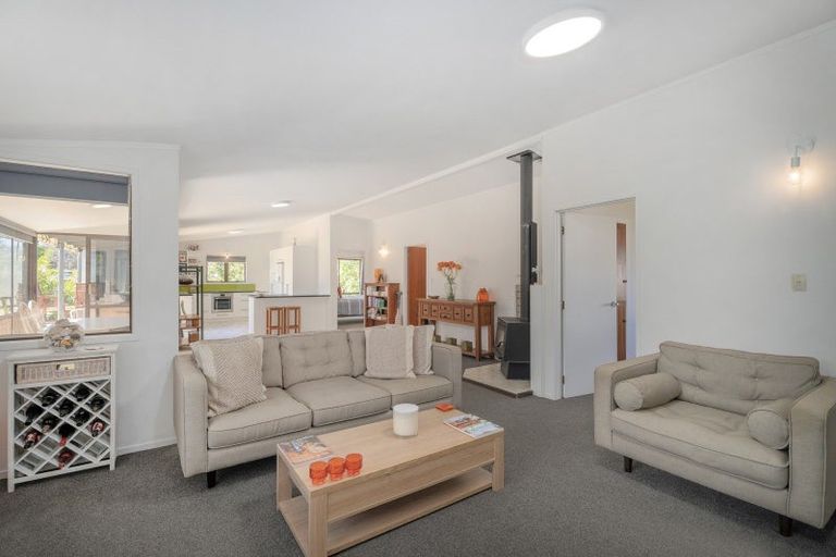 Photo of property in 104 Cook Drive, Whitianga, 3510