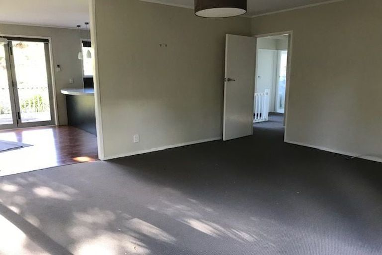 Photo of property in 10 Airey Place, Torbay, Auckland, 0630