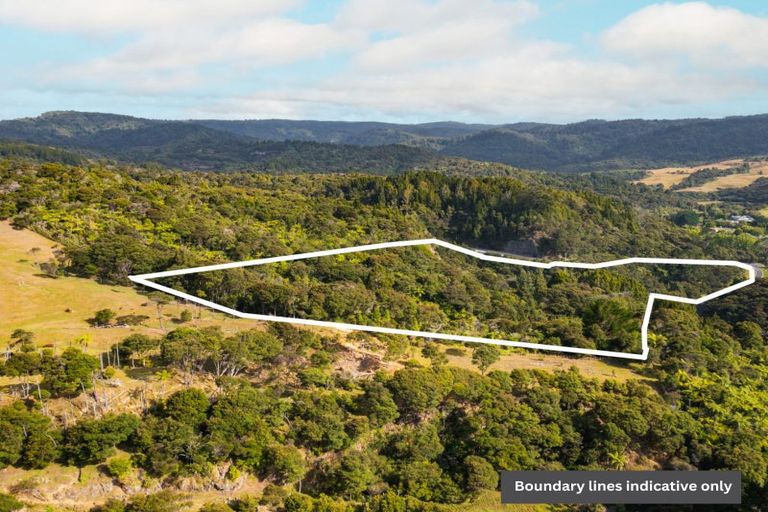 Photo of property in 89 Bethells Road, Waitakere, Auckland, 0782