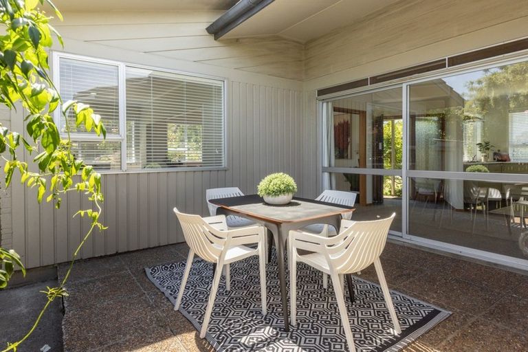 Photo of property in 400 Frimley Road, Frimley, Hastings, 4120