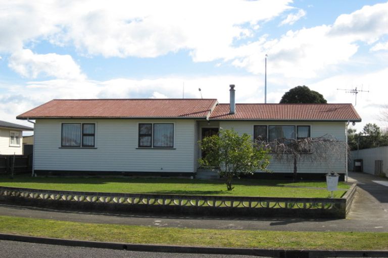 Photo of property in 106 Clarence Cox Crescent, Pirimai, Napier, 4112