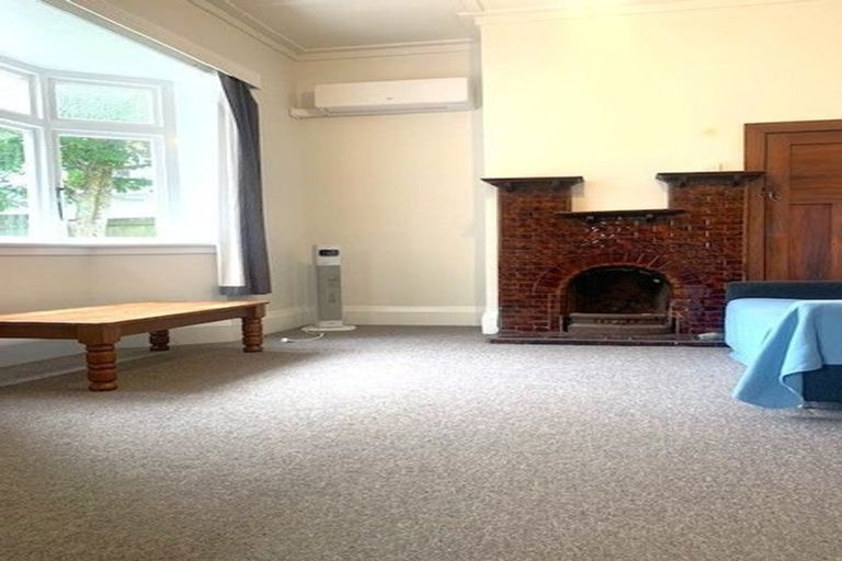 Photo of property in 74 Clyde Street, Island Bay, Wellington, 6023