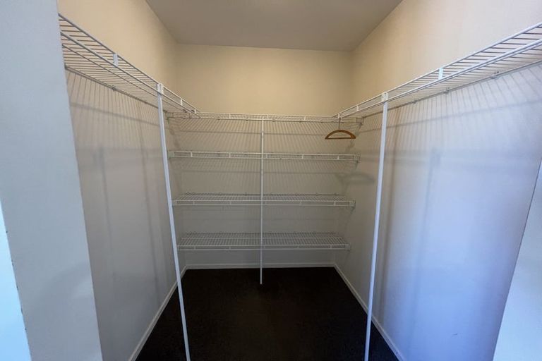 Photo of property in 4 Popokatea Drive, Takanini, 2112