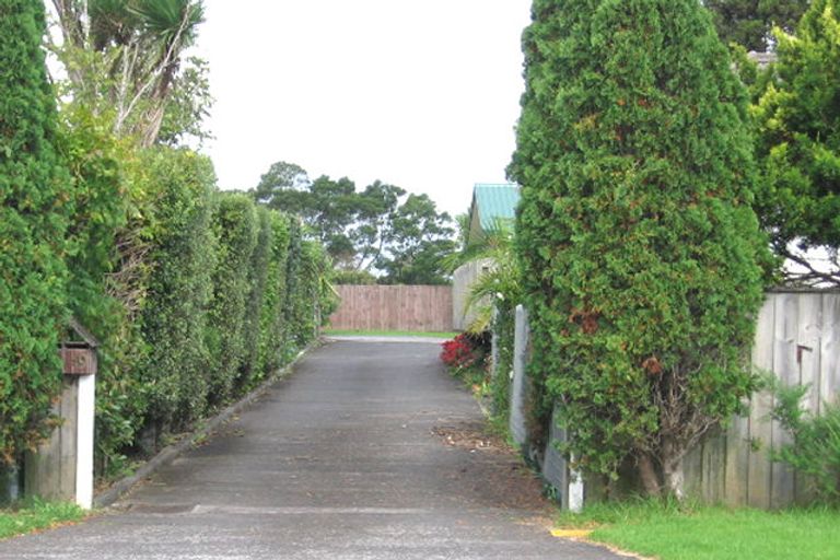 Photo of property in 49a Woodside Road, Massey, Auckland, 0614