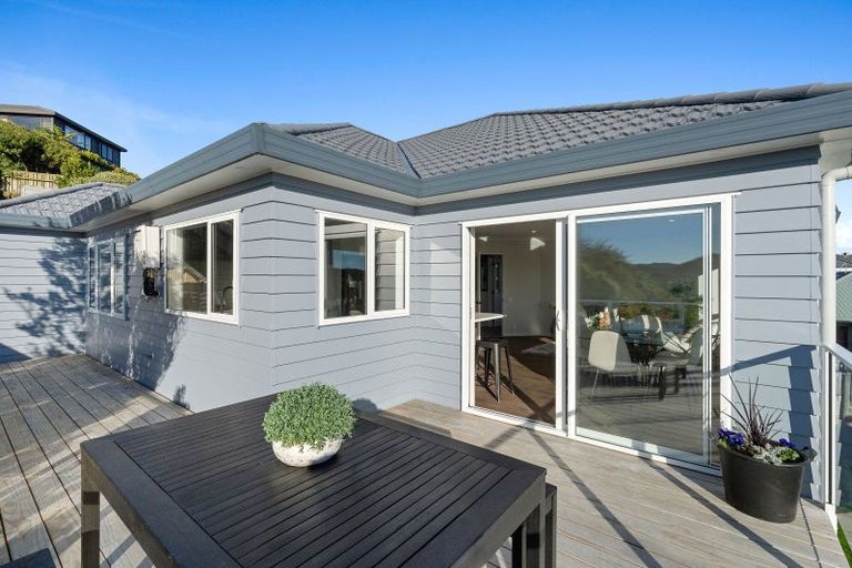 Photo of property in 5 Landsdowne Terrace, Karori, Wellington, 6012