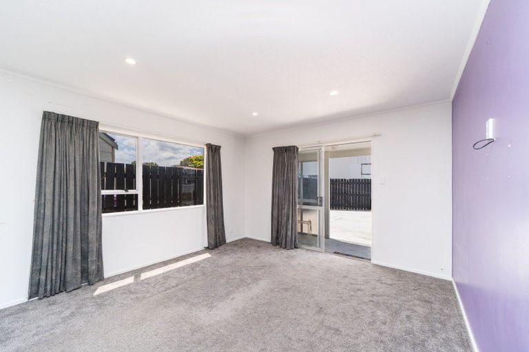 Photo of property in 23a Rhodes Drive, Kelvin Grove, Palmerston North, 4414