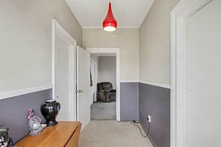 Photo of property in 136 Russell Street, Westport, 7825